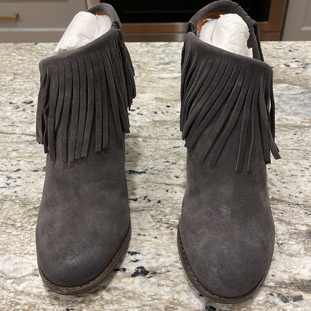 Lucky Brand suede fringed ankle boots